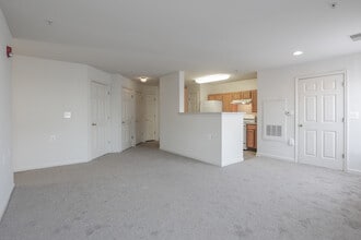 Overland Gardens in Hyattsville, MD - Building Photo - Interior Photo