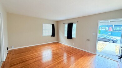 474 Taylor Ave in Alameda, CA - Building Photo - Building Photo
