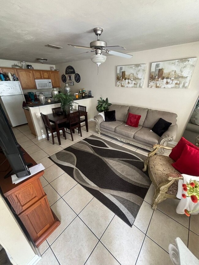 1552 Devoe St in Tallahassee, FL - Building Photo - Building Photo