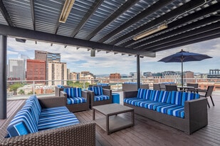 Point 21 in Denver, CO - Building Photo