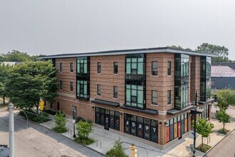 363 Grant St in Buffalo, NY - Foto de edificio - Building Photo