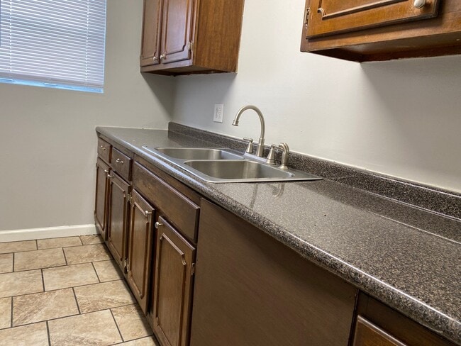 289 Greenfield Dr in Jackson, TN - Building Photo - Building Photo