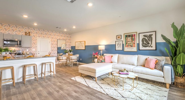 526 Clearsable Ave in Las Vegas, NV - Building Photo - Building Photo