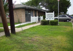 Hillwood Apartments in Weimar, TX - Building Photo