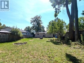 696 Hastings Ave in Innisfil, ON - Building Photo - Building Photo