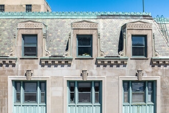 Evanston Galleria Building in Evanston, IL - Building Photo - Building Photo