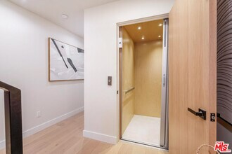 1859 Barry Ave in Los Angeles, CA - Building Photo - Building Photo