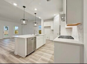 1927 Darlington Oak Dr in Conroe, TX - Building Photo - Building Photo