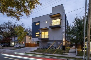 1921 N Prairie Ave in Dallas, TX - Building Photo