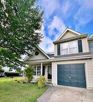 326 Marldale Dr in Middletown, DE - Building Photo