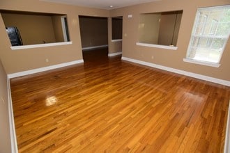 New Center Greens Garden Apartments in Hillsborough, NJ - Building Photo - Interior Photo