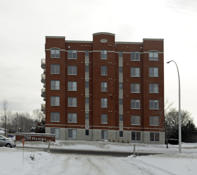 290 Hymus in Pointe-claire, QC - Building Photo - Building Photo