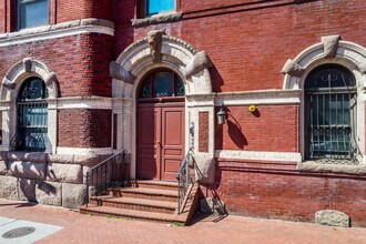 1800 4th St NW in Washington, DC - Building Photo - Building Photo