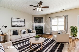 6014 Centennial Run in College Park, GA - Building Photo - Building Photo