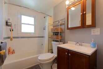 89 Brayton Rd, Unit 2 in Boston, MA - Building Photo - Building Photo