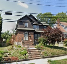 202 Ellery Ct, Unit 1 in Chestnut Hill, MA - Building Photo