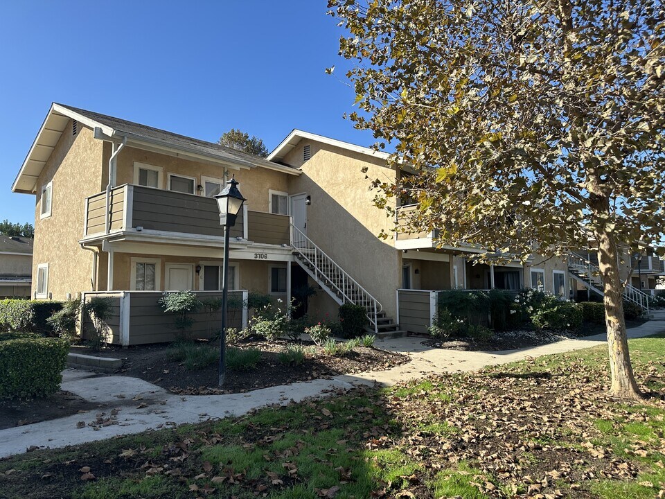 3706 Lytle Creek Loop in Ontario, CA - Building Photo