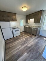 16 Church St, Unit 3 in Wakefield, MA - Building Photo