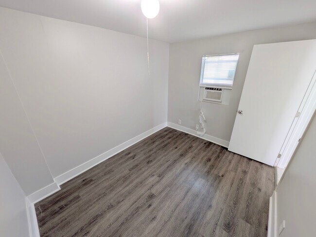 529 Revere Rd in West Palm Beach, FL - Building Photo - Building Photo