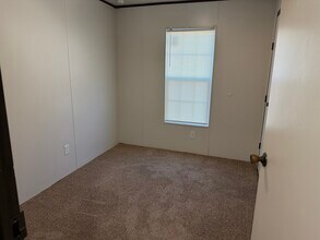 2101 Ladnier Rd in Gautier, MS - Building Photo - Building Photo