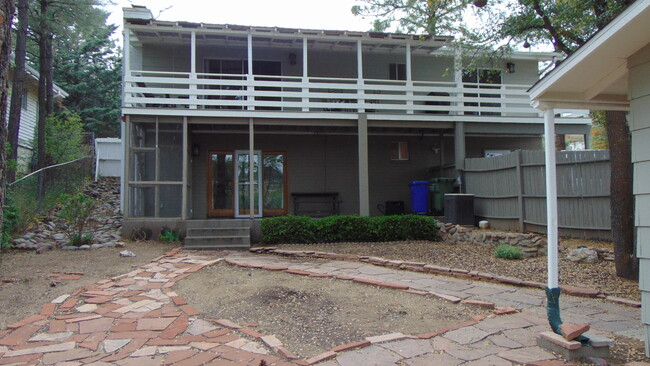 401 Canyon Spgs in Prescott, AZ - Foto de edificio - Building Photo