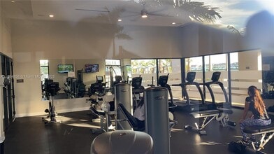 11085 W 32nd Ln in Hialeah, FL - Building Photo - Building Photo