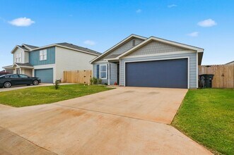 226 Sage Brush Dr in Abilene, TX - Building Photo - Building Photo