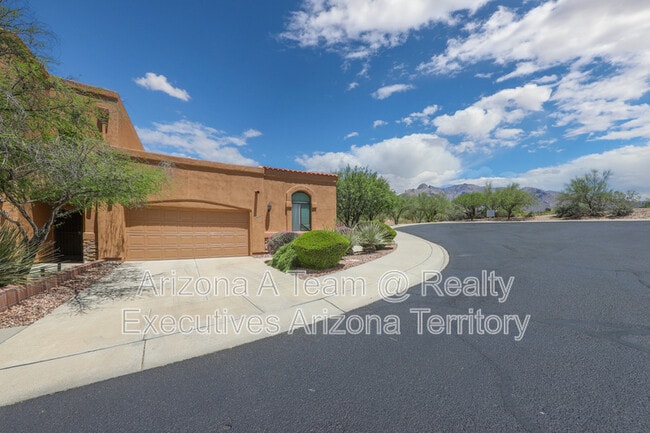 665 E Weckl Pl in Tucson, AZ - Building Photo - Building Photo