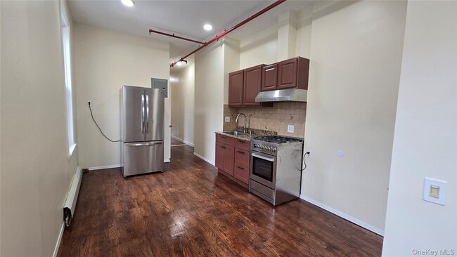 property at 8-83 Cypress Ave