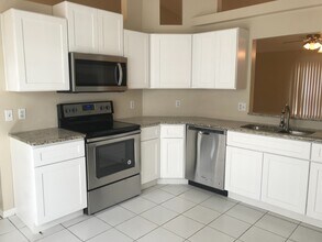 181 SW Twig Ave in Port St. Lucie, FL - Building Photo - Building Photo