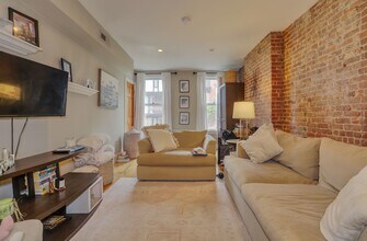 341 Park Ave in Hoboken, NJ - Building Photo - Building Photo