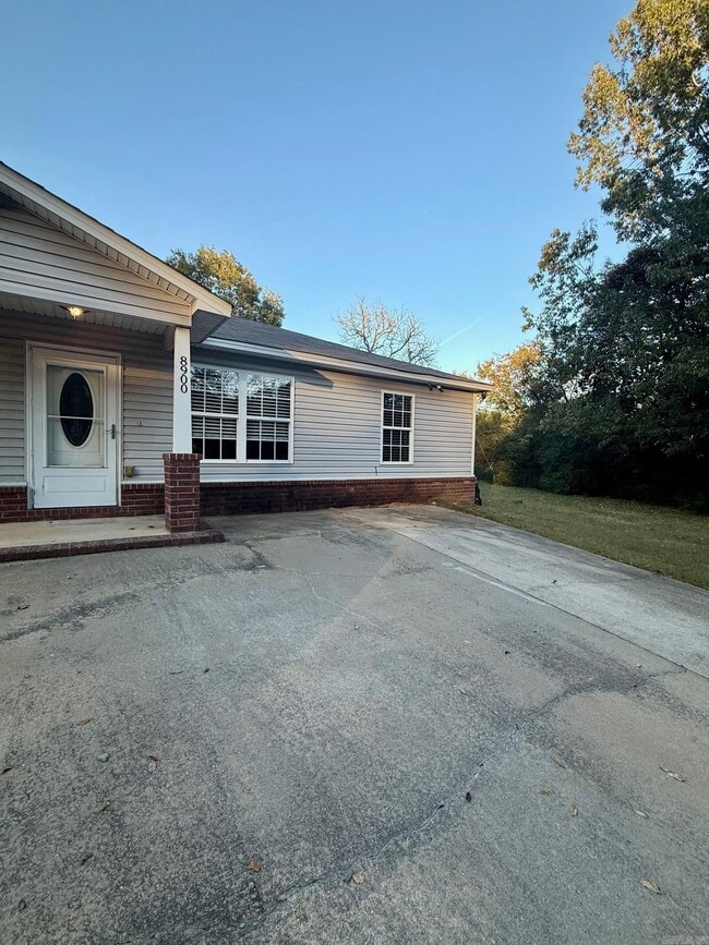 property at 8900 Eskabar Dr