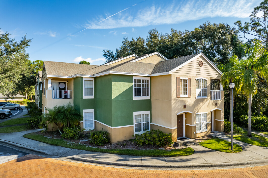 Sunset Lake Condo in Orlando, FL - Building Photo