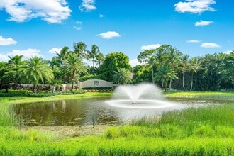 7690 Hummingbird Ct in West Palm Beach, FL - Building Photo - Building Photo