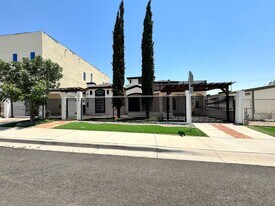 1714 Banker Rd in Canutillo, TX - Building Photo