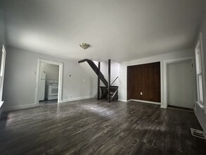 8 3rd St in Hoosick Falls, NY - Building Photo - Building Photo