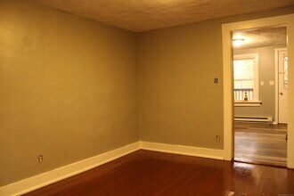 24 James St in Bristol, CT - Building Photo - Building Photo