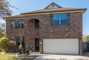 4405 Woodstock Dr in Georgetown, TX - Building Photo