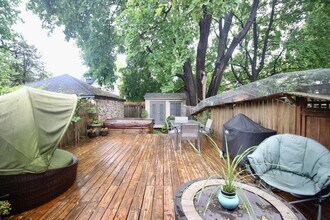 390 Holland Ave in Ottawa, ON - Building Photo - Building Photo