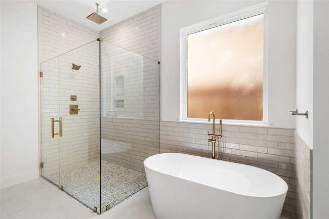 18211 Polo Meadow Dr in Humble, TX - Foto de edificio - Building Photo