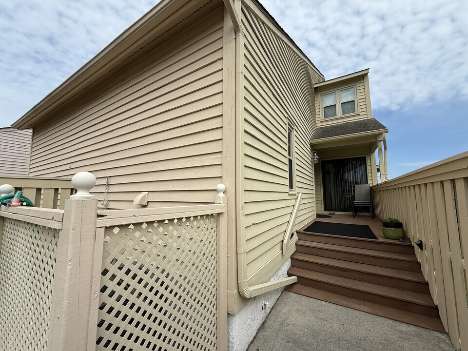 4016 Fairway Lakes Dr in Myrtle Beach, SC - Building Photo