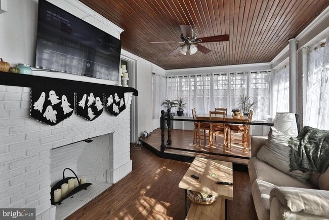 property at 215 Green Ln