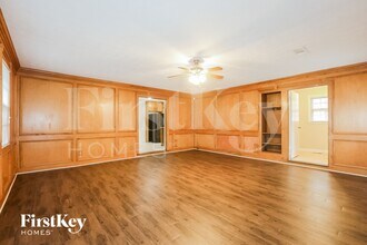 2937 Pebble Ln SW in Snellville, GA - Foto de edificio - Building Photo