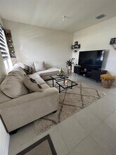 3413 W 113th St in Hialeah, FL - Building Photo - Building Photo