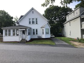 43 Greenwood St, Unit 43 Greenwood unit 2 in Marlborough, MA - Building Photo