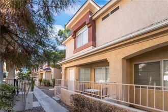 1157 Dusty Creek St in Las Vegas, NV - Building Photo - Building Photo