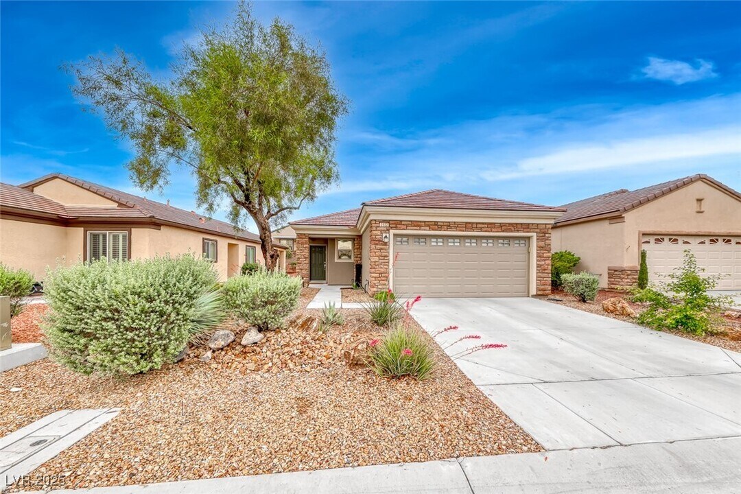 2522 Darda St in Henderson, NV - Building Photo