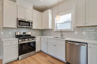 4081 Ivy Green Trl, Unit B in Tallahassee, FL - Building Photo - Building Photo