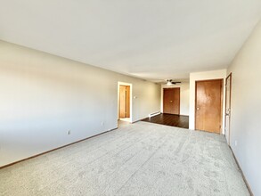 2505 Calypso Rd in Madison, WI - Building Photo - Building Photo