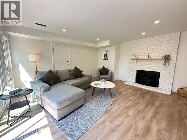 property at 5636 Covey Pl